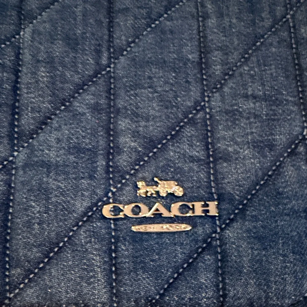 Coach Denim Quinn Crossbody NWT - Picture 3 of 9